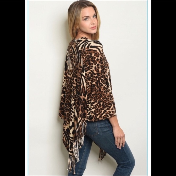 SOLD!! Leopard Print Poncho - Picture 3 of 3